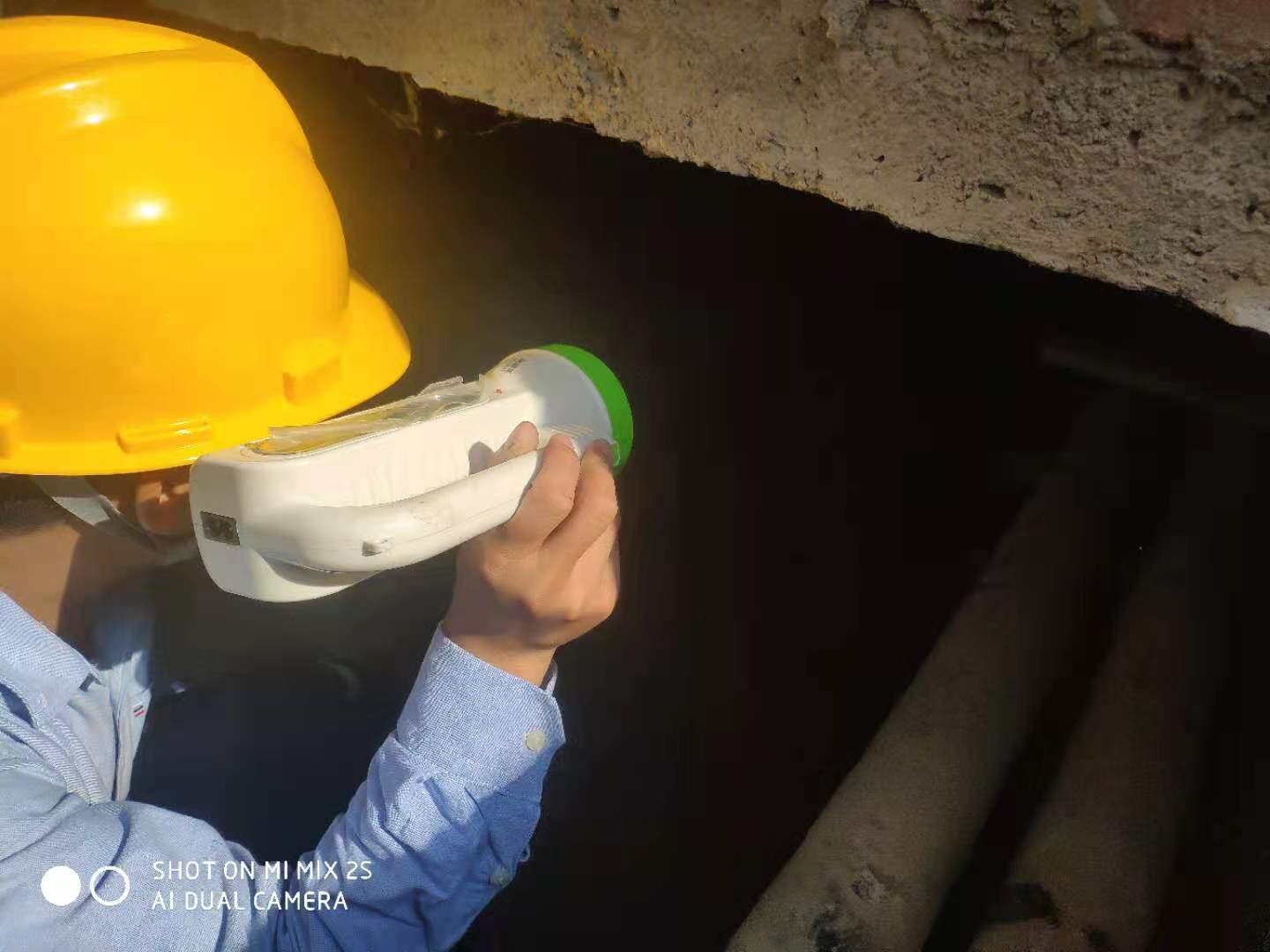 【水發(fā)能源】繃緊防汛弦，筑牢安全堤——中穆電站開展防汛專項檢查2.jpg